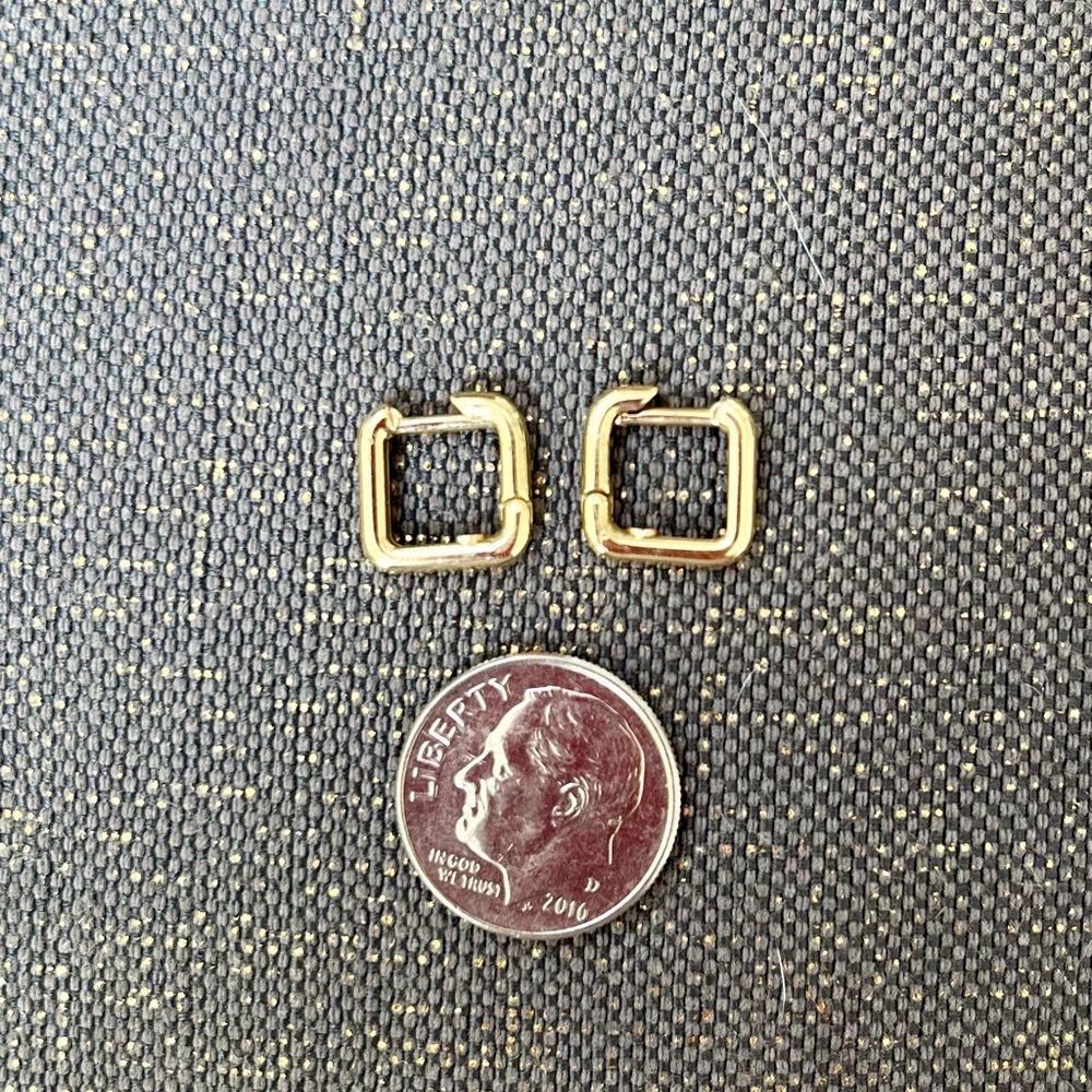 🇮🇹🇮🇹Italian made small real gold square hoops
